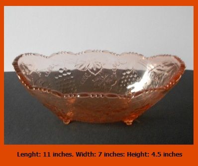 German Art Deco. Scarce, 'Rüdesheim' Pattern Pink / Peach Glass Bowl by Walther & Sohne German Art Deco. Scarce, 'Rüdesheim' Pattern Pink / Peach Glass Bowl by Walther & Sohne