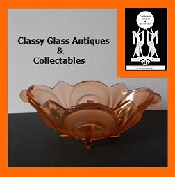 1930s German Art Deco Peach - Pink Glass 'Irene' Pattern Fruit Bowl by Walther & Sohne 1930s German Art Deco Peach - Pink Glass 'Irene' Pattern Fruit Bowl by Walther & Sohne