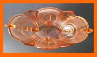 1930s German Art Deco Peach - Pink Glass 'Irene' Pattern Fruit Bowl by Walther & Sohne 1930s German Art Deco Peach - Pink Glass 'Irene' Pattern Fruit Bowl by Walther & Sohne
