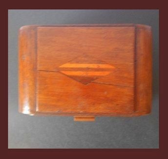 Handsome Handmade English Art Deco Large Wooden Cigar Cigarette Case with four Concealed Internal Shelves. Handsome Handmade English Art Deco Large Wooden Cigar Cigarette Case with four Concealed Internal Shelves.