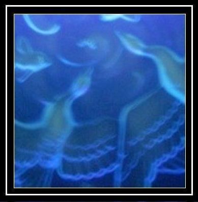 HUGE Verlys Cormorants & Koi Carp 14 inch Directoire Uranium Blue Glass Bowl. AMAZING. HUGE Verlys Cormorants & Koi Carp 14 inch Directoire Uranium Blue Glass Bowl. AMAZING.