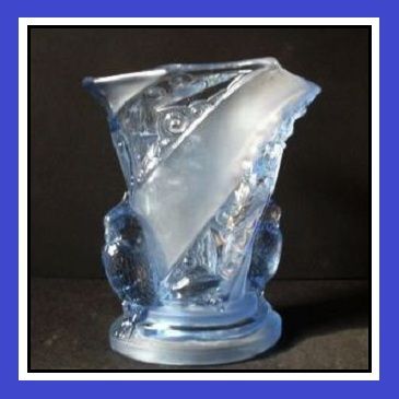 Beautiful 1930s German Art Deco Glass Parakeet Vase by Brockwitz Beautiful 1930s German Art Deco Glass Parakeet Vase by Brockwitz