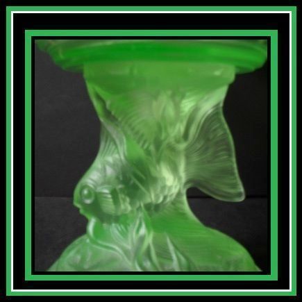 Gorgeous German 1930s Art Deco Uranium Glass Two Piece Comport by Walther & Sohne Gorgeous German 1930s Art Deco Uranium Glass Two Piece Comport by Walther & Sohne
