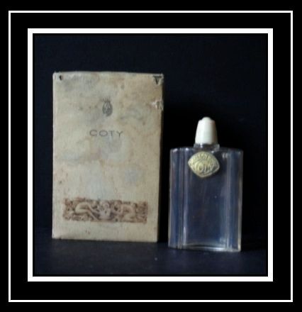 Heliotrope Boxed Perfume Bottle by Coty With Original Label by Rene Lalique Heliotrope Boxed Perfume Bottle by Coty With Original Label by Rene Lalique