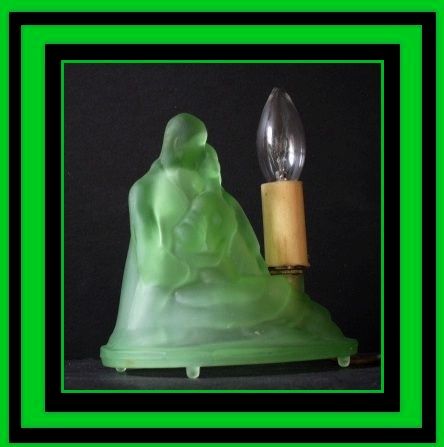 1930s Art Deco Press Moulded Depression Uranium Glass Courting Couple Table Lamp 1930s Art Deco Press Moulded Depression Uranium Glass Courting Couple Table Lamp