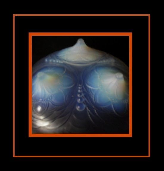 Rare 1930s French Art Deco Opalescent Glass Bowl by Sabino Rare 1930s French Art Deco Opalescent Glass Bowl by Sabino
