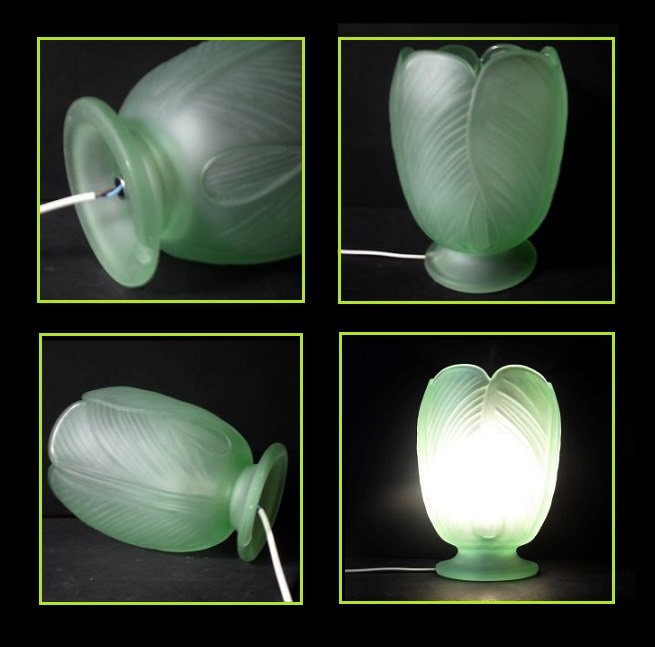 Mint Condition – 1930s English Art Deco press moulded glass lamp by Bagley – Tulip pattern No.3025 Mint Condition – 1930s English Art Deco press moulded glass lamp by Bagley – Tulip pattern No.3025