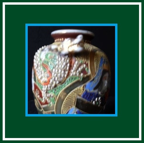 Japanese Moriage Satsuma Vase with Samurai & Dragon Japanese Moriage Satsuma Vase with Samurai & Dragon