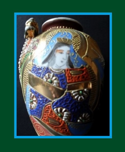 Japanese Moriage Satsuma Vase with Samurai & Dragon Japanese Moriage Satsuma Vase with Samurai & Dragon