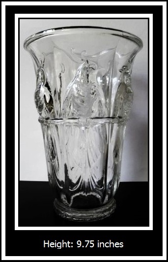 1930s French Art Deco Press Moulded Crystal Glass Vase by Verlux - Etling 1930s French Art Deco Press Moulded Crystal Glass Vase by Verlux - Etling