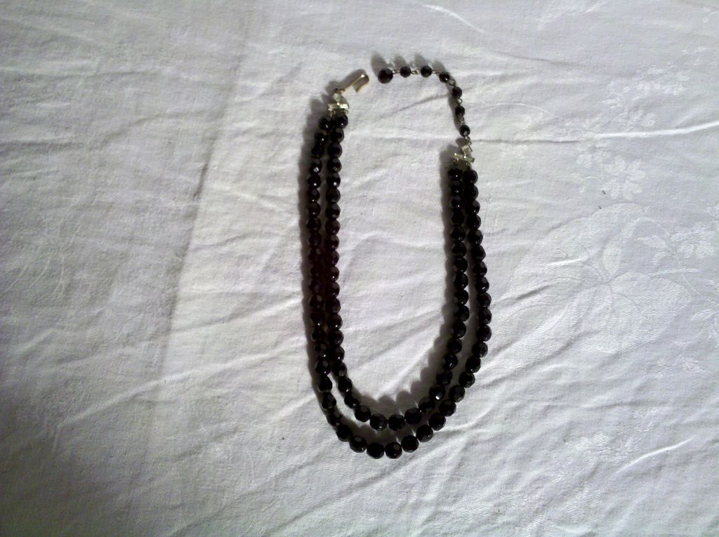 Item ID: 13 Inch Jet Black Necklace In Shop's Backroom Item ID: 13 Inch Jet Black Necklace In Shop's Backroom