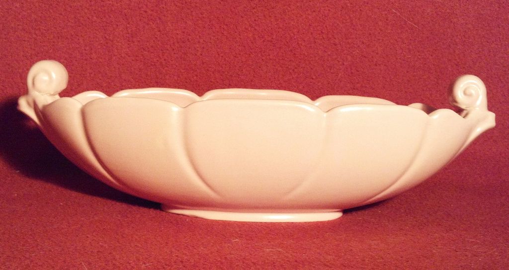 Abingdon 532 Pink Scroll Console Bowl in Perfect Condition Abingdon 532 Pink Scroll Console Bowl in Perfect Condition