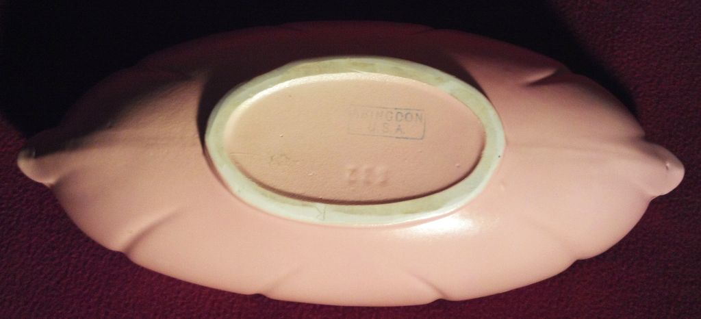 Abingdon 532 Pink Scroll Console Bowl in Perfect Condition Abingdon 532 Pink Scroll Console Bowl in Perfect Condition