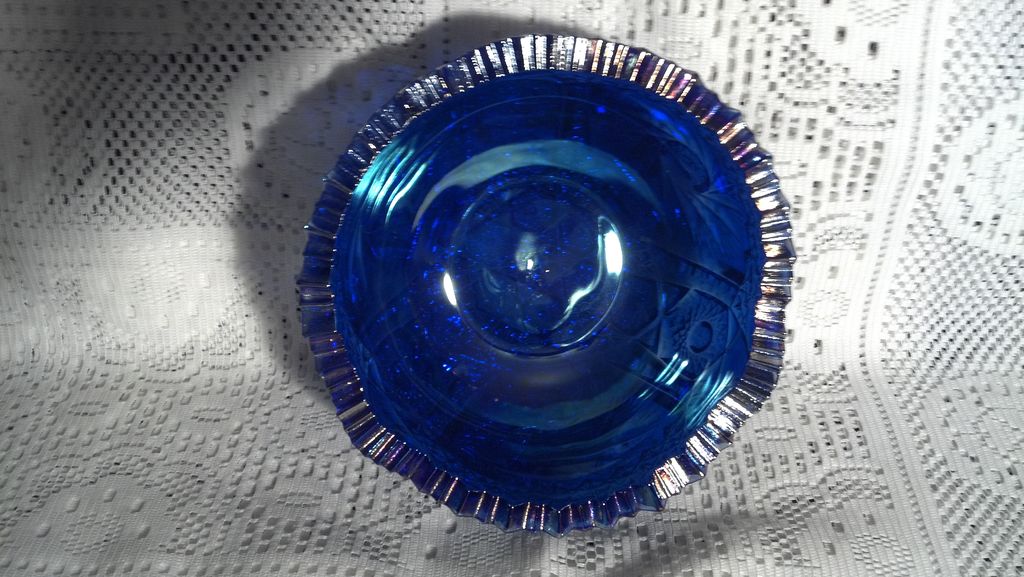 L.E. Smith Comet in the Stars Blue (Purple) Carnival Glass Bowl L.E. Smith Comet in the Stars Blue (Purple) Carnival Glass Bowl
