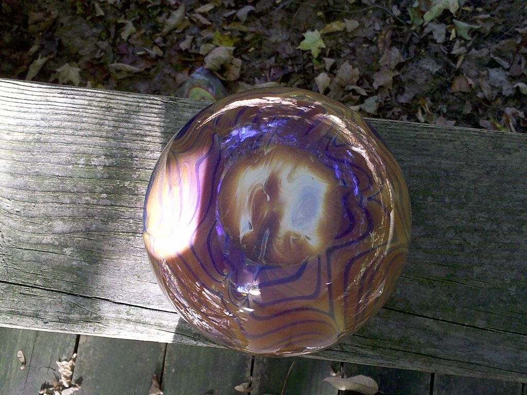 Salamandra Glass Studio 5 1/2 Vase Salamandra Glass Studio 5 1/2 Vase