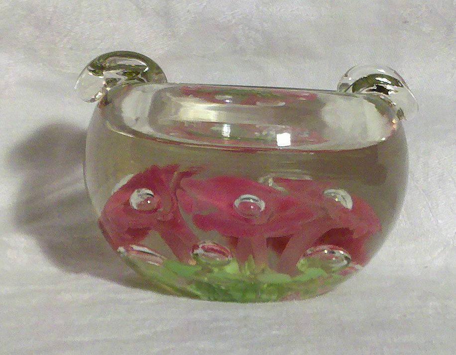 Vintage St. Clair Ashtray, Clear with Pink Flowers Vintage St. Clair Ashtray, Clear with Pink Flowers