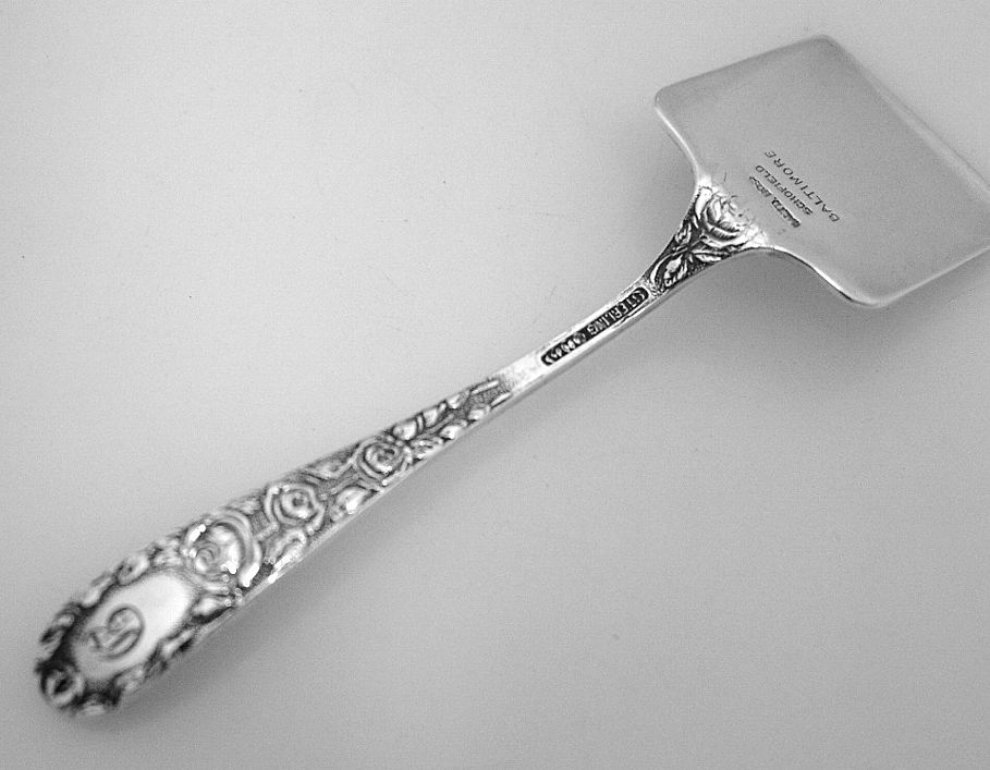 Baltimore Rose Nut Shovel Schofield Sterling Silver 1905 Baltimore Rose Nut Shovel Schofield Sterling Silver 1905