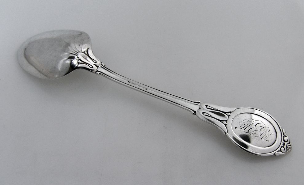 Durgin Medallion Coin Silver Table Spoon 1865 Durgin Medallion Coin Silver Table Spoon 1865