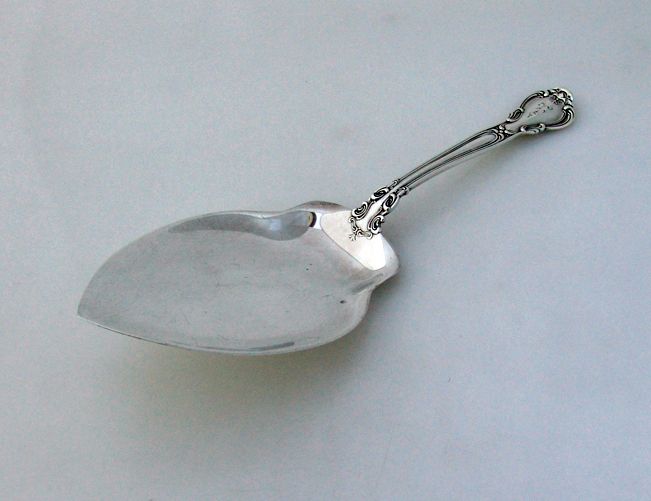 Chantilly Pie Knife All Silver Old Mark Sterling Silver Monogram F Chantilly Pie Knife All Silver Old Mark Sterling Silver Monogram F