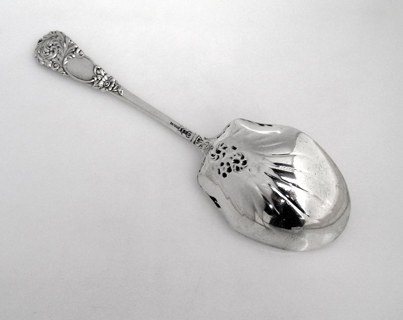 Trajan Berry Spoon Reed and Barton 1892 Sterling Silver No Monograms Trajan Berry Spoon Reed and Barton 1892 Sterling Silver No Monograms