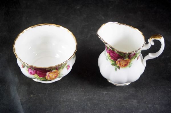 Royal Albert Fine China Small Cream & Sugar Old Country Roses Royal Albert Fine China Small Cream & Sugar Old Country Roses