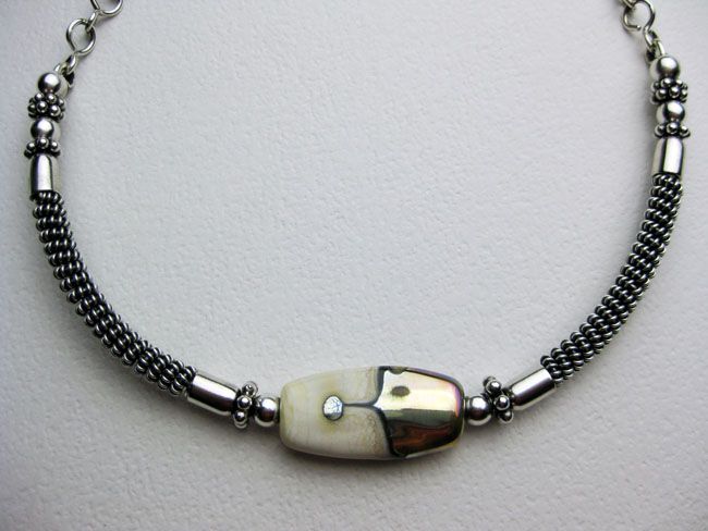 Sterling Silver Choker Length Artisan Lampwork Necklace Sterling Silver Choker Length Artisan Lampwork Necklace