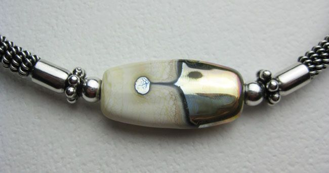 Sterling Silver Choker Length Artisan Lampwork Necklace Sterling Silver Choker Length Artisan Lampwork Necklace