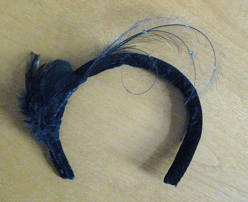 Black Velvet Headband / Hat, Feathers & Fascinator, 40's Black Velvet Headband / Hat, Feathers & Fascinator, 40's