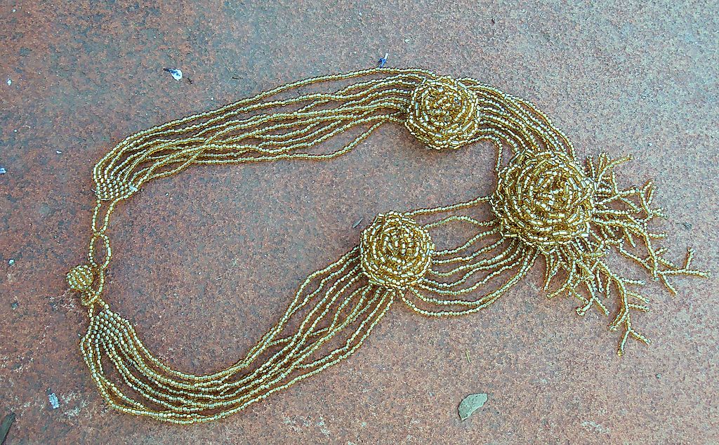 Vintage Hand Beaded Roses Necklace Vintage Hand Beaded Roses Necklace