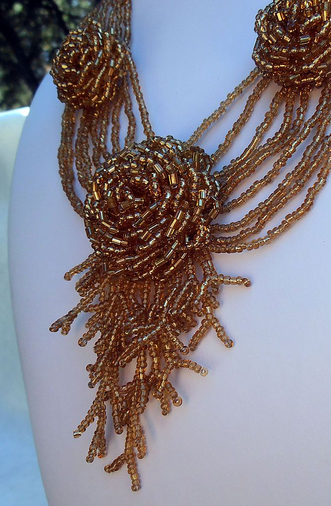 Vintage Hand Beaded Roses Necklace Vintage Hand Beaded Roses Necklace