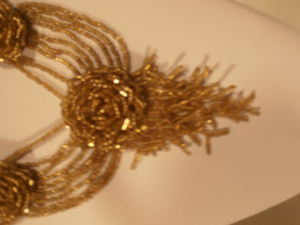 Vintage Hand Beaded Roses Necklace Vintage Hand Beaded Roses Necklace