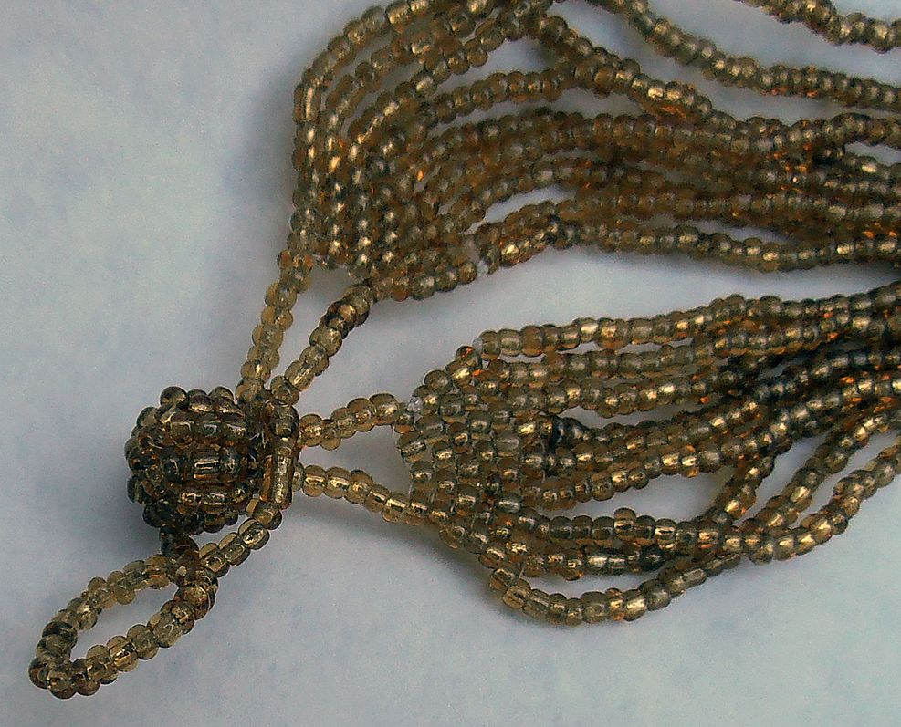 Vintage Hand Beaded Roses Necklace Vintage Hand Beaded Roses Necklace