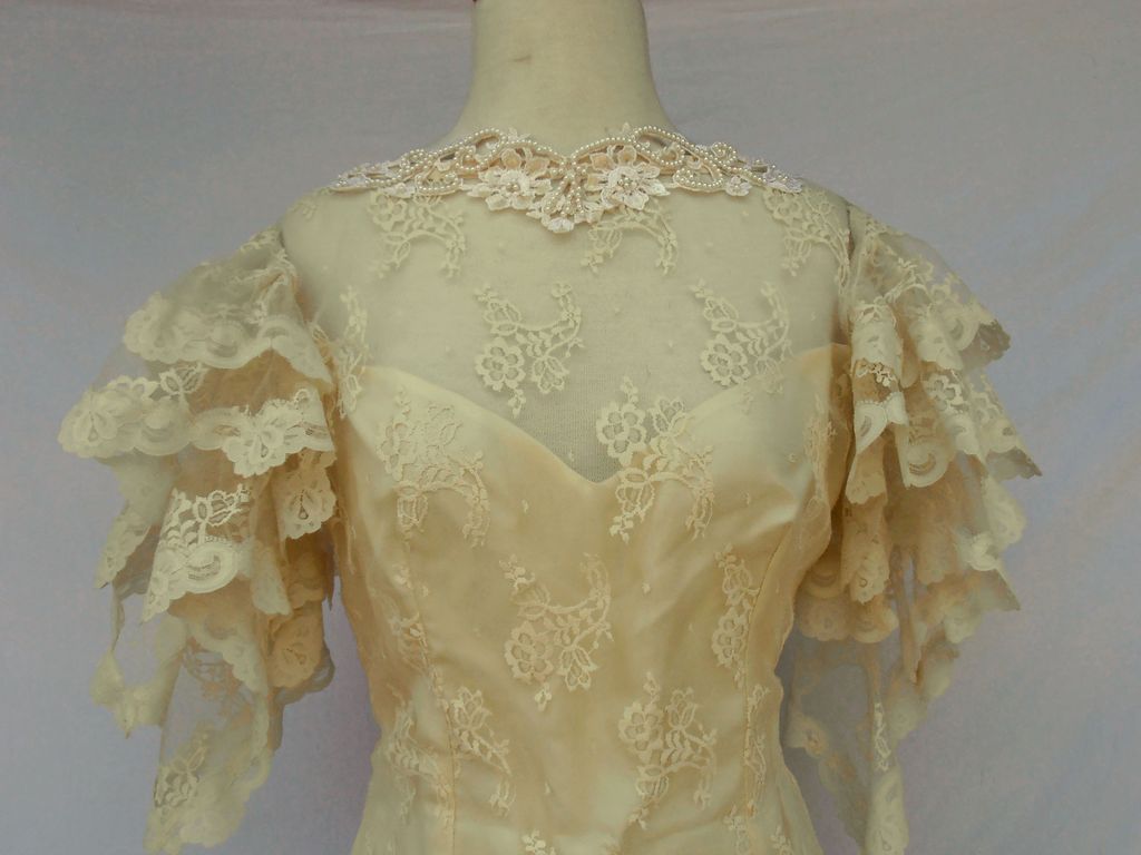 Vintage Wedding Silk Lace Romantic Art Deco Style Dress Vintage Wedding Silk Lace Romantic Art Deco Style Dress
