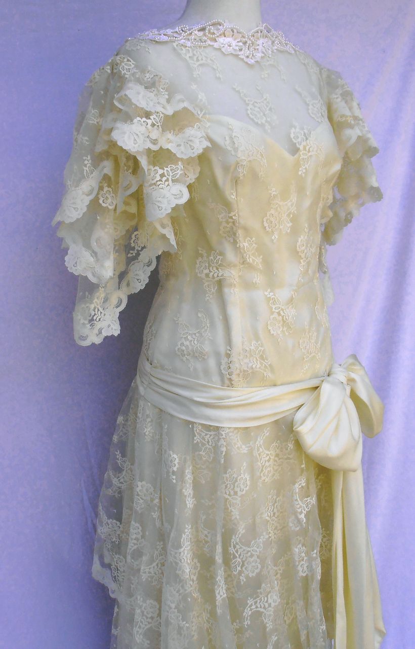Vintage Wedding Silk Lace Romantic Art Deco Style Dress Vintage Wedding Silk Lace Romantic Art Deco Style Dress