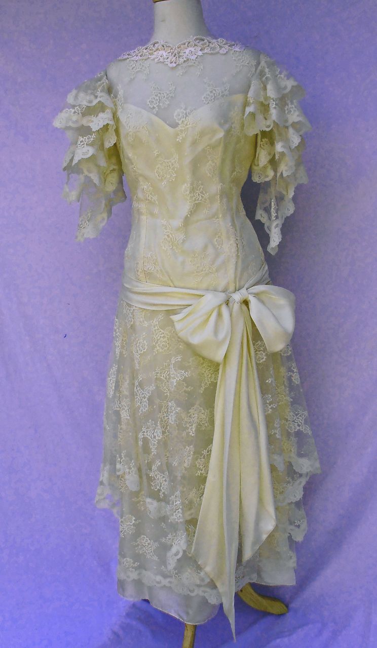 Vintage Wedding Silk Lace Romantic Art Deco Style Dress Vintage Wedding Silk Lace Romantic Art Deco Style Dress