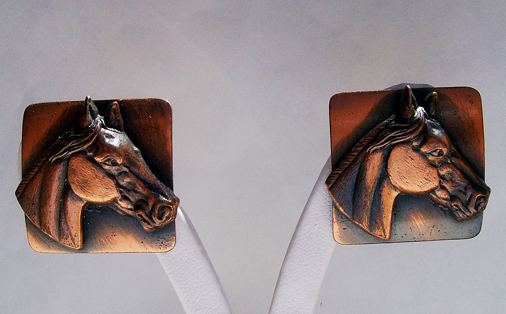 Great rockabilly copper western cowgirl horse earrings Great rockabilly copper western cowgirl horse earrings