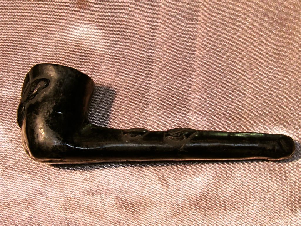 Antique Hand Carved Jet Tobacco Pipe Antique Hand Carved Jet Tobacco Pipe