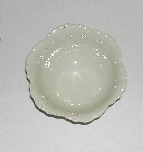 Lenox 24K Footed China Bowl Beautiful Lenox 24K Footed China Bowl Beautiful