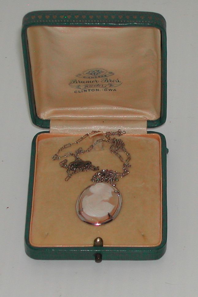 Vintage 1940 Cameo Necklace Sterling Silver Setting Vintage 1940 Cameo Necklace Sterling Silver Setting