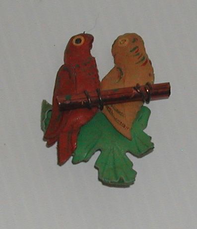 Vintage c. 1940s Leather Bird Parrot Pin Jewelry Vintage c. 1940s Leather Bird Parrot Pin Jewelry