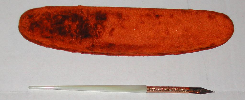 Antique Leroy Fairfield Dip Pen Unmarked Gold & Mother of Pearl in Case Antique Leroy Fairfield Dip Pen Unmarked Gold & Mother of Pearl in Case