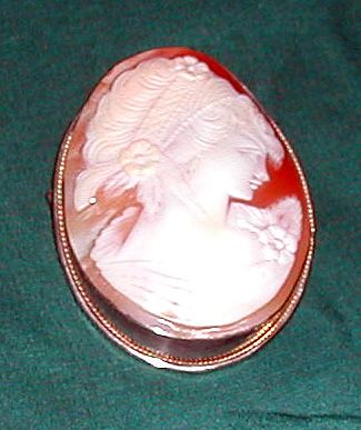 Beautiful Vintage Lg Shell Cameo set in 800 Silver Brooch Pendant Beautiful Vintage Lg Shell Cameo set in 800 Silver Brooch Pendant