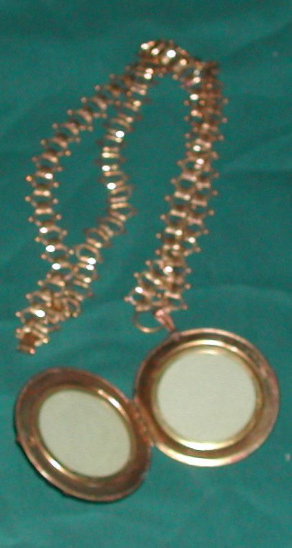 Antique Victorian Ornate Locket w/ Bookchain Antique Victorian Ornate Locket w/ Bookchain