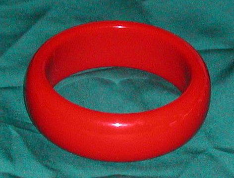 Vintage Red Bakelite Wide Bangle Bracelet Vintage Red Bakelite Wide Bangle Bracelet