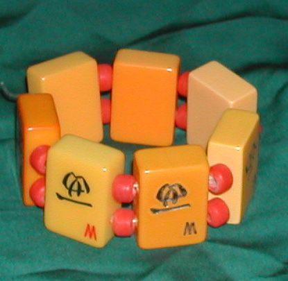 Vintage Mahjong Pieces Butterscotch Bakelite Bracelet Vintage Mahjong Pieces Butterscotch Bakelite Bracelet