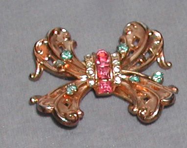 Vintage c.1950s Signed Coro Rhinestone Brooch Pin Vintage c.1950s Signed Coro Rhinestone Brooch Pin