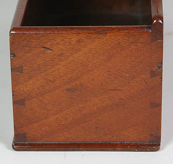 Fine Circa 1825 English Mahogany Dovetailed Wall Box Fine Circa 1825 English Mahogany Dovetailed Wall Box