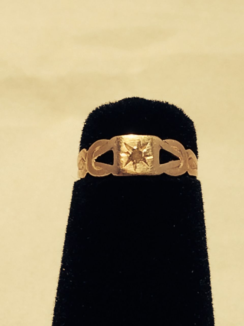 Vintage 10k Karat Gold Baby Ring Vintage 10k Karat Gold Baby Ring