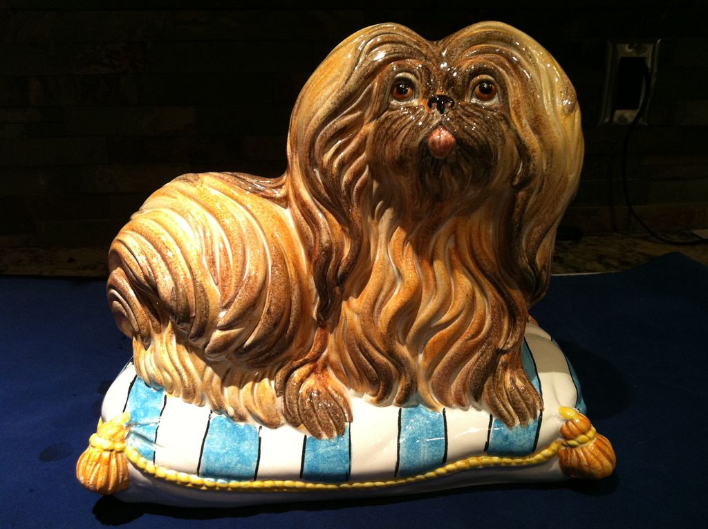 Vintage Italian Large Majolica Pekingese Dog Mid 20th Century Vintage Italian Large Majolica Pekingese Dog Mid 20th Century