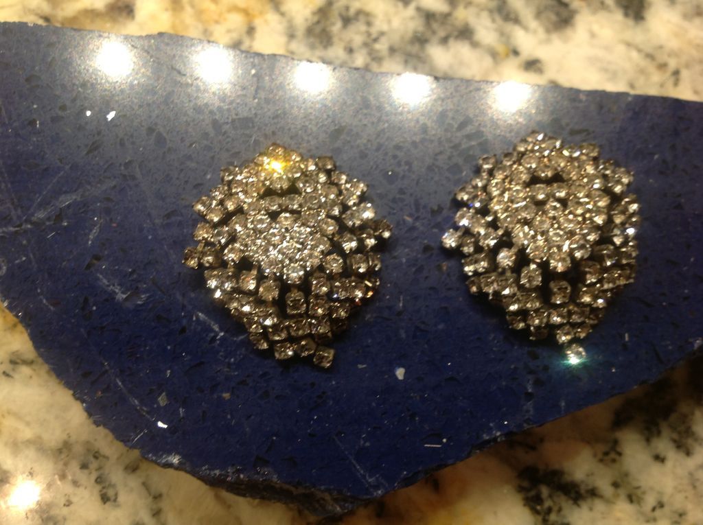 Vintage Large Rhinestone Clip-On Earrings Aurora Borealis Vintage Large Rhinestone Clip-On Earrings Aurora Borealis
